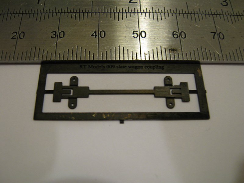 Narrow gauge couplings